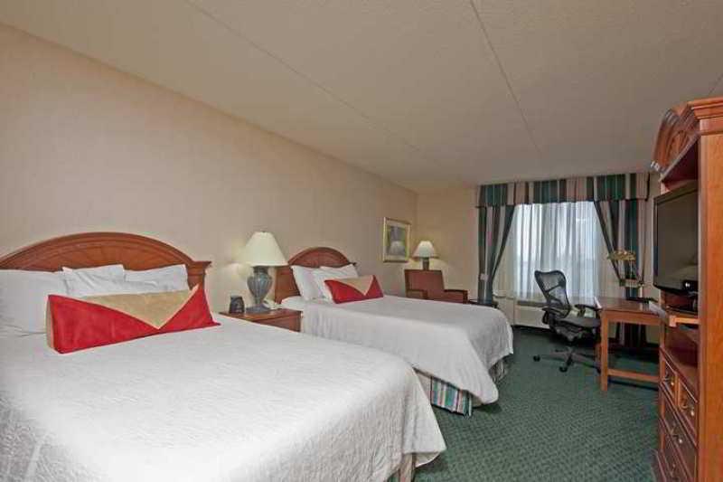 Hilton Garden Inn Plymouth Esterno foto